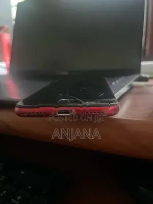 Apple iPhone 8 RED edition (Used)