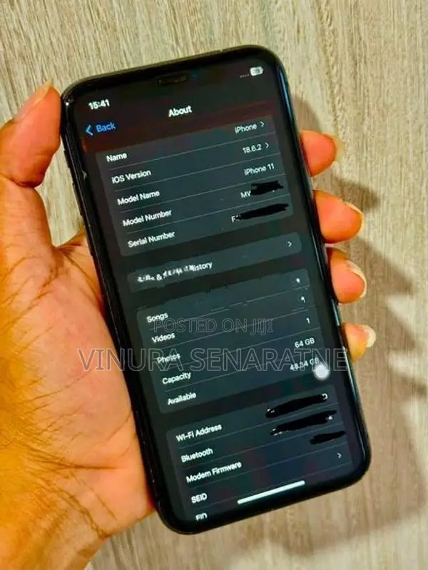 Apple iPhone 11 (Used)