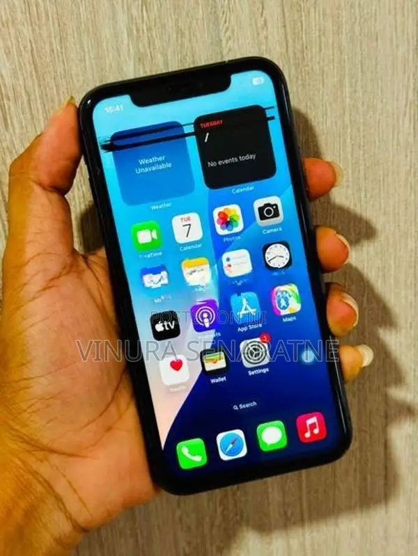 Apple iPhone 11 (Used)