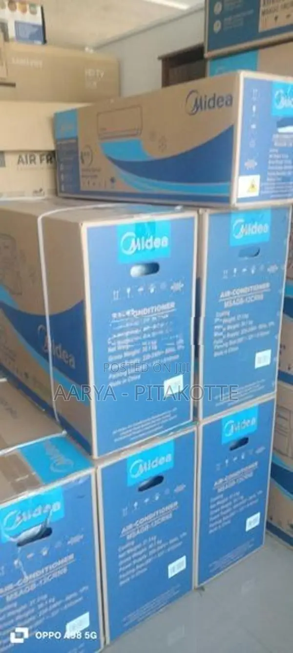 Midea Air Conditioner 12000BTU - Non inverter