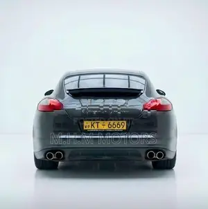 Porsche Panamera 2011