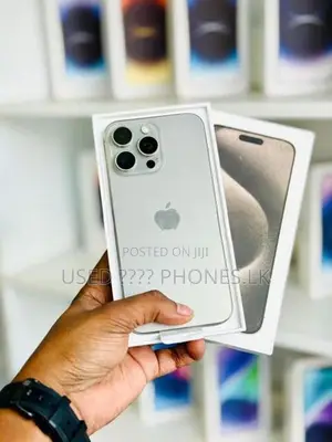 Apple iPhone 15 Pro Max 256GB (Used)