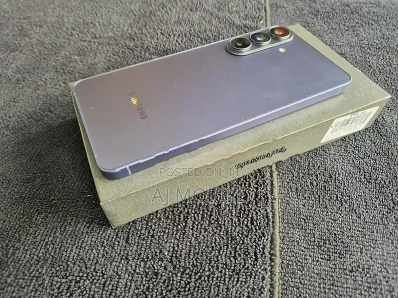Samsung Galaxy S26 Plus 512GB (Used)
