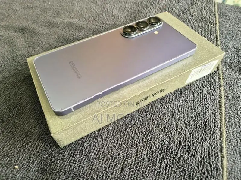 Samsung Galaxy S26 Plus 512GB (Used)