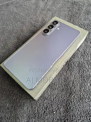 Samsung Galaxy S26 Plus 512GB (Used)