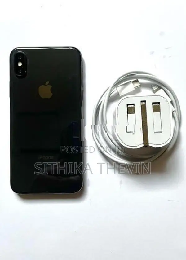 Apple iPhone X (Used)