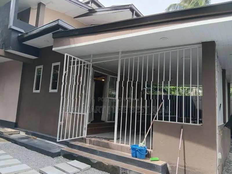 JA-ELA : Brand New 5BR (16.5P) Luxury Swimming Pool HOUSE FOR SALE