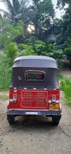 Bajaj RE 2 Stroke 2005