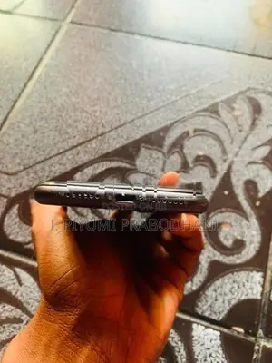 Apple iPhone 11 (Used)