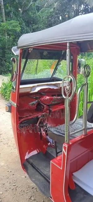 Bajaj RE 2 Stroke 2005