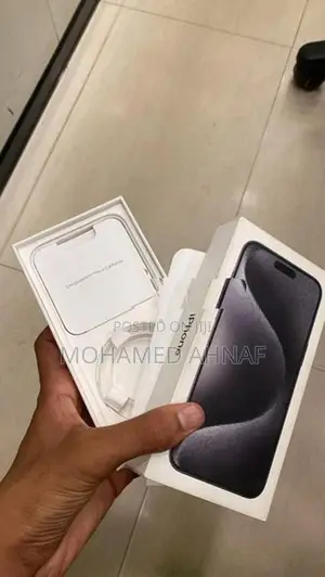 Apple iPhone 15 Pro Max 256GB (Used)