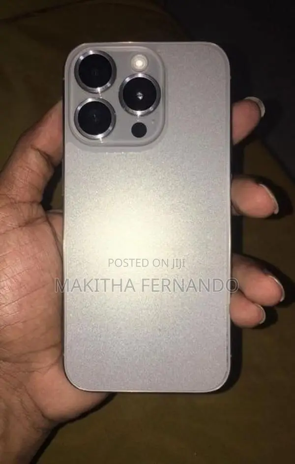 Apple iPhone 15 Pro (Used)