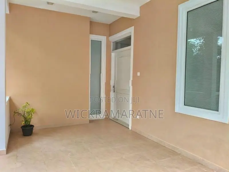 3 Bedroom Modern House for Rent (unfurnished) - Mapanawathura, Kandy