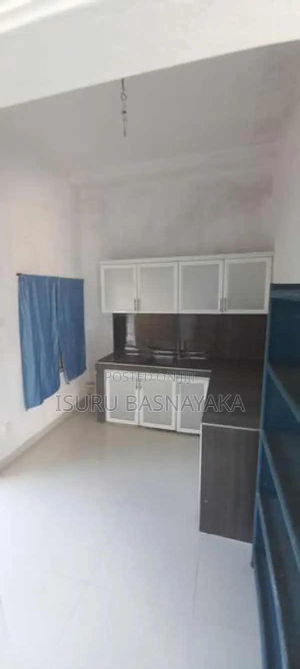 02 Bed Rooms House for Rent Piliyandala