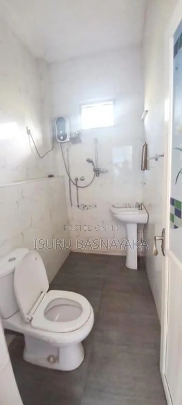 02 Bed Rooms House for Rent Piliyandala
