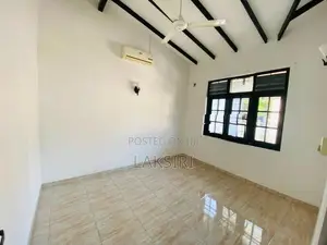 3 Bedrooms Hous Rent Nugegoda Old Kasbewa Road Dalkada