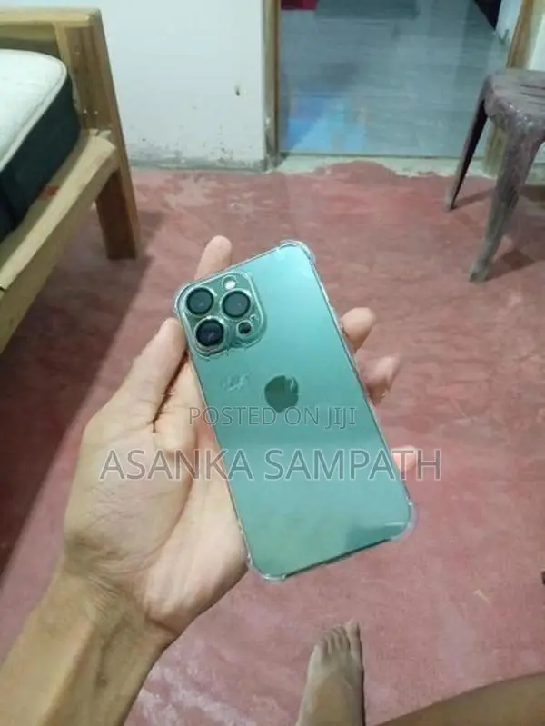 Apple iPhone 13 Pro (Used)