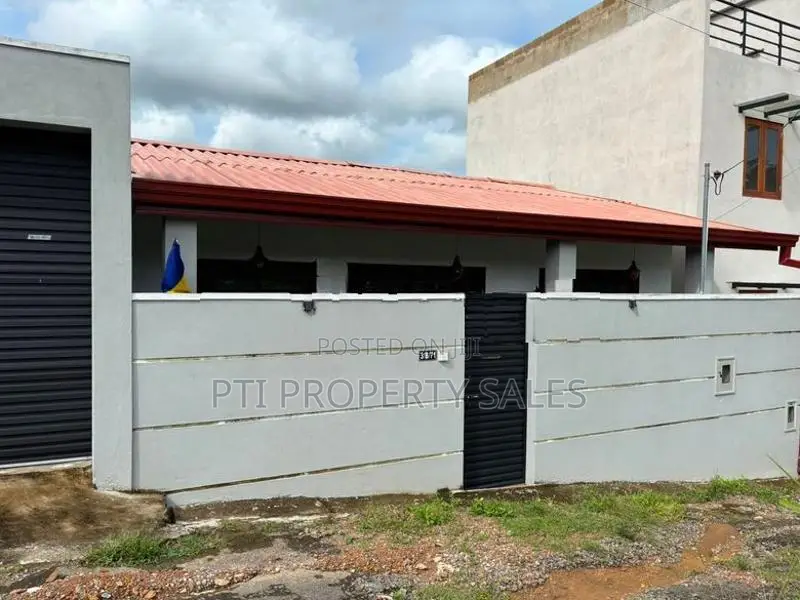 Brand New Luxury Single‑Story House – Kahathuduwa