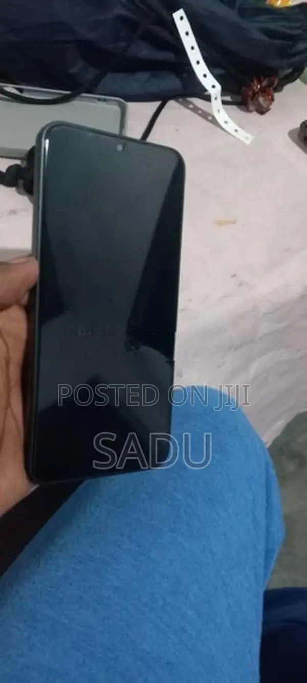Samsung Galaxy A17 (Used)