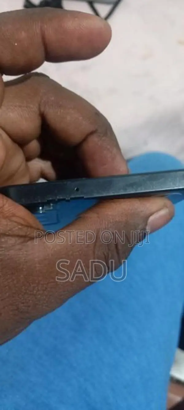 Samsung Galaxy A17 (Used)