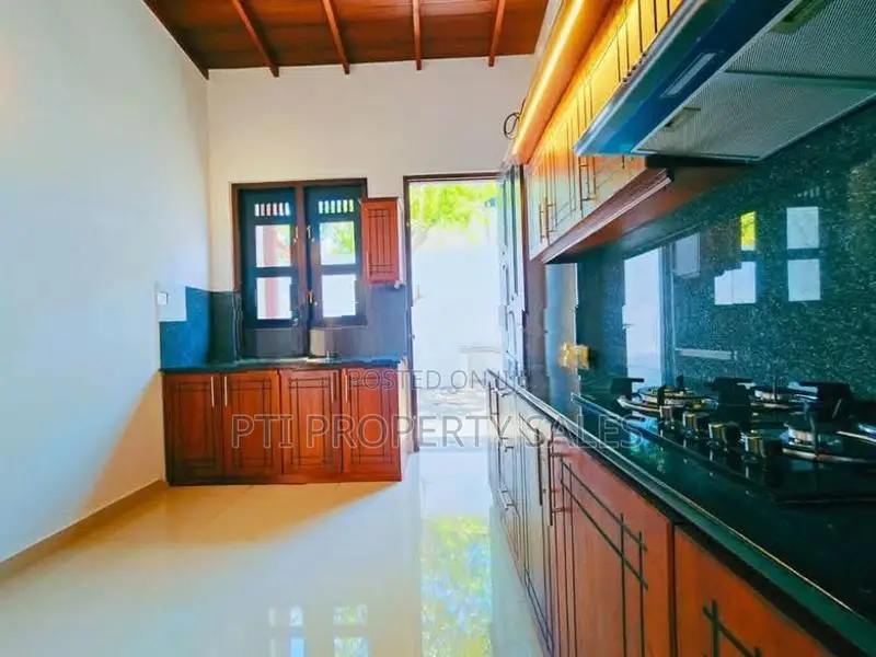 Brand-New Single-Storied House for Sale – Batuwandara, Kesbewa