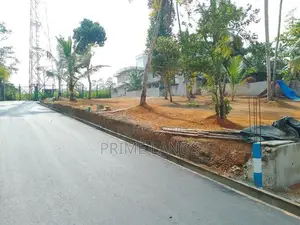 ගාල්ල බද්දෙගම පුධාන පාරට මුහුණලා