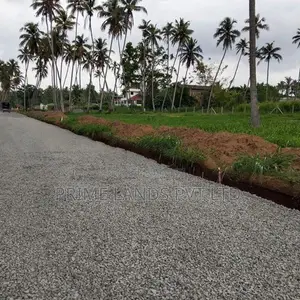 පැල්ලන්දෙණිය හන්දියෙන්ම සුපිරි ඉඩමක්