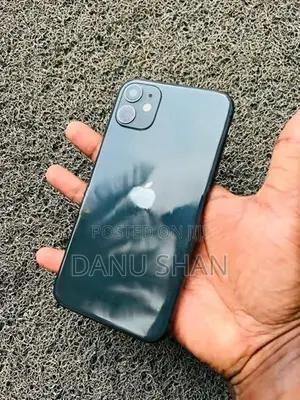 Apple iPhone 11 (Used)