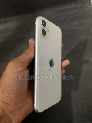 Apple iPhone 11 64GB (Used)