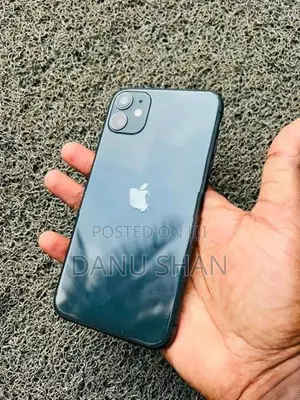 Apple iPhone 11 (Used)