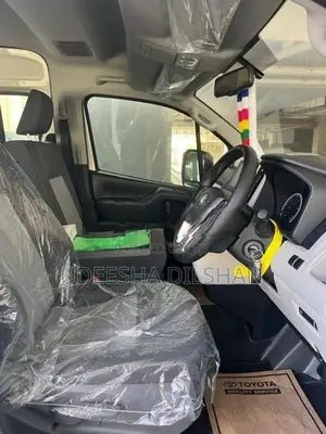 Toyota Hiace 2025