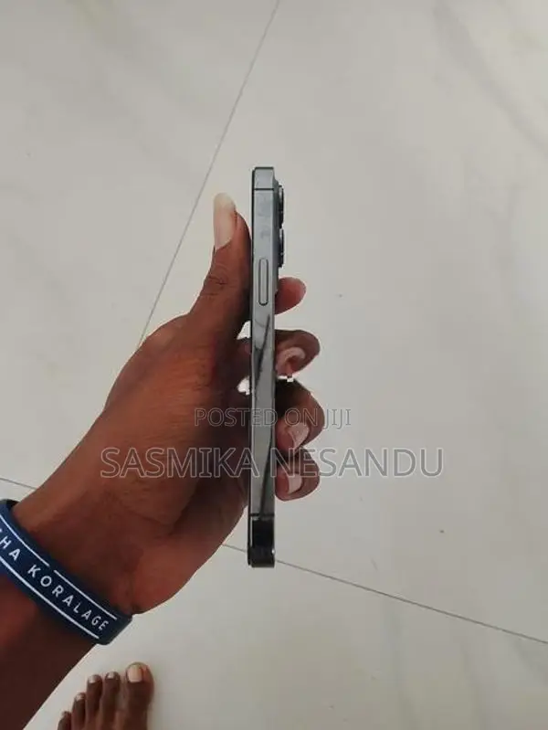 Apple iPhone 13 Pro (Used)