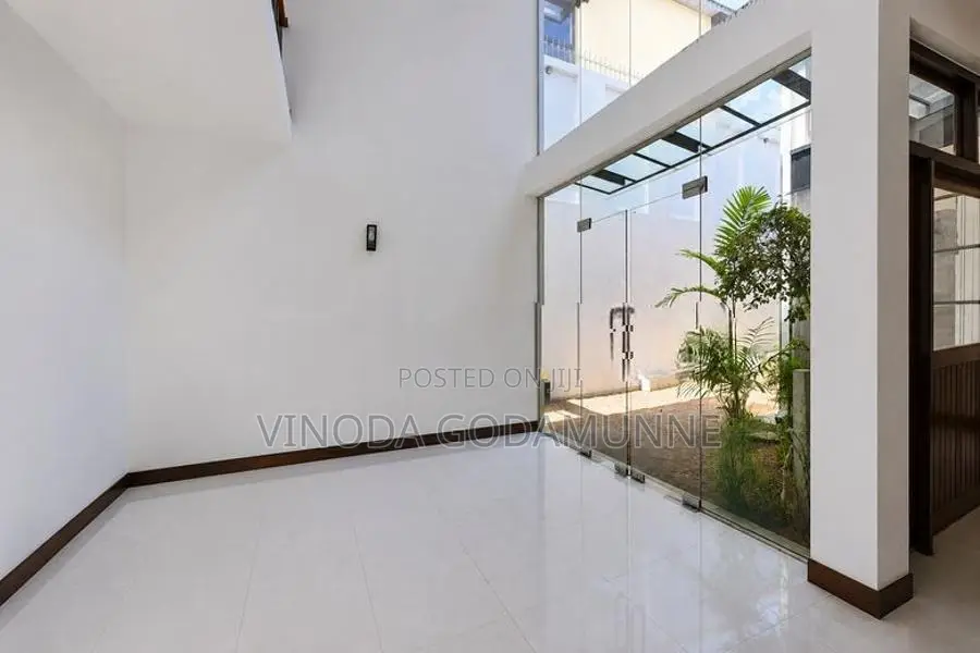 Architect-Designed Family Home in Thalawathugoda