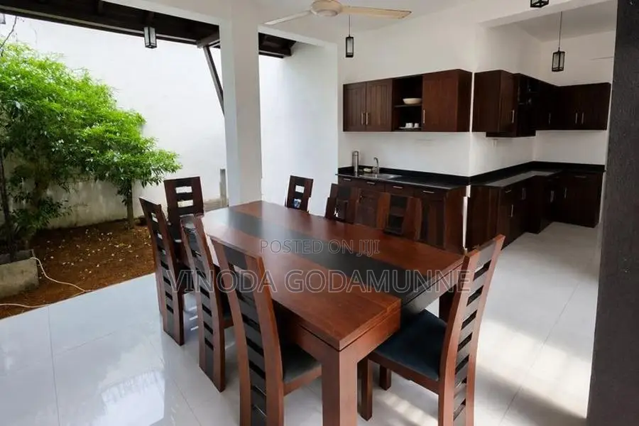 Architect-Designed Family Home in Thalawathugoda