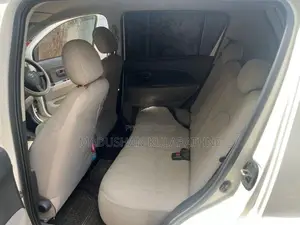 Toyota Passo 2005
