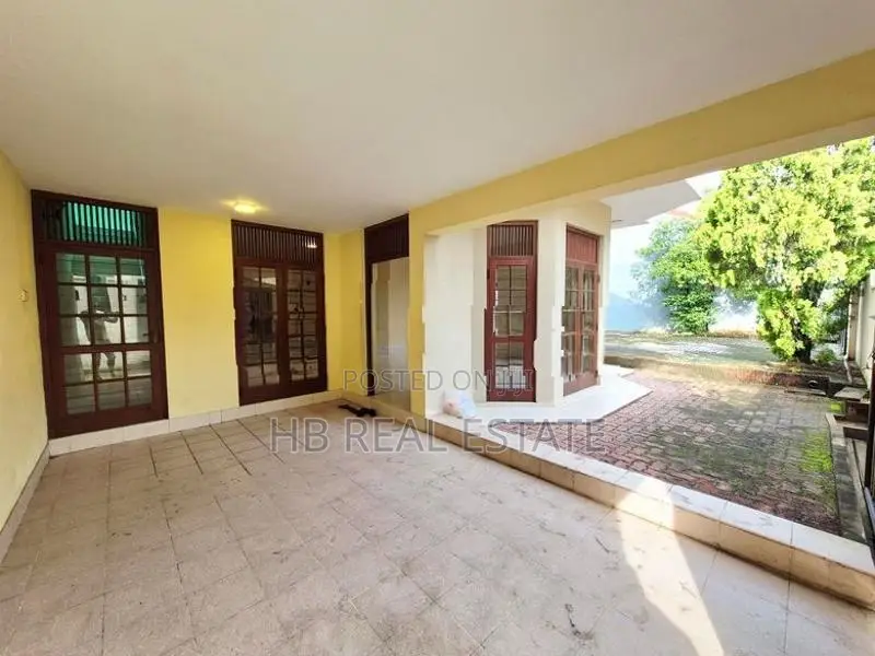 Almost Brand New House For Rent Nawala