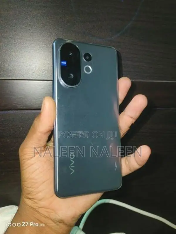 Vivo V60 (Used)