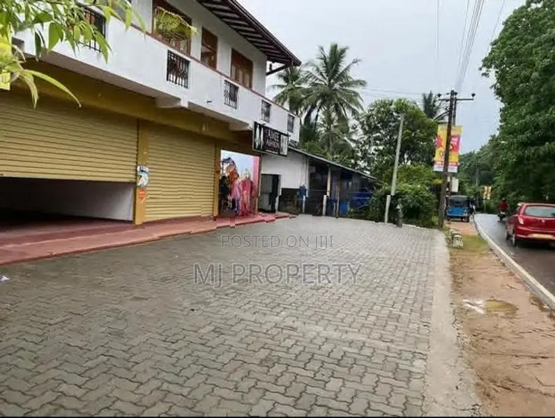 ( TC-1096) Valuable Commercial Shop Space Rent in Meegoda , Watareka