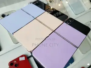 Samsung Z Flip 4 5G 256GB 8GBRam (Used)