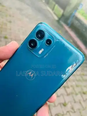 Moto 5G Blue Turbo Power (Used)