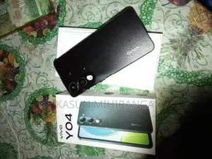 Vivo Y04 4/64GB (Used)
