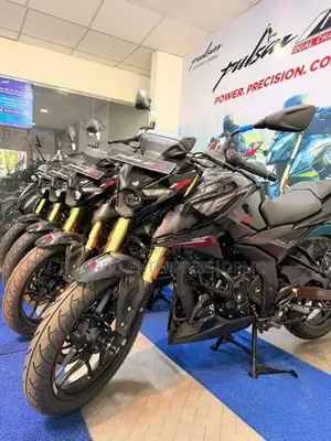 Bajaj Pulsar N160 Premium New 2026