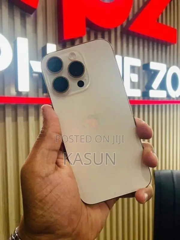 Apple iPhone 16 Pro Max (Used)