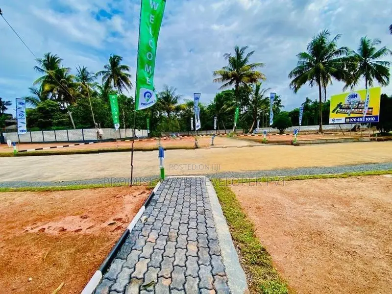 wadduwa Galle road valuable Land for sell D29