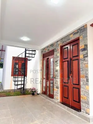Newly Build Luxury Single Story House For Sale Kiriwaththuduwa