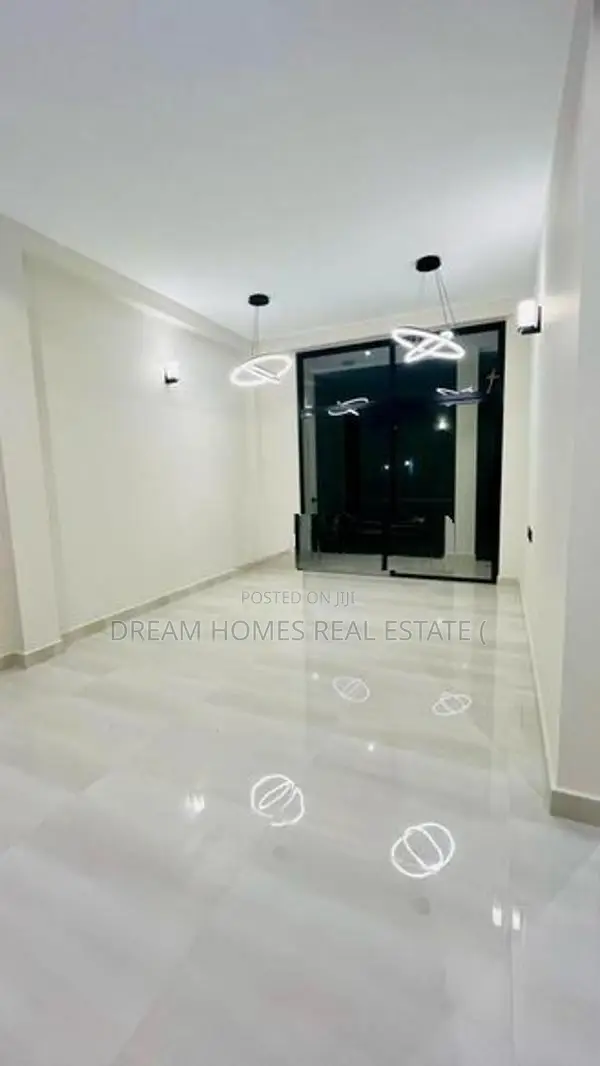 Luxury New House for Sale in Athurugiriya