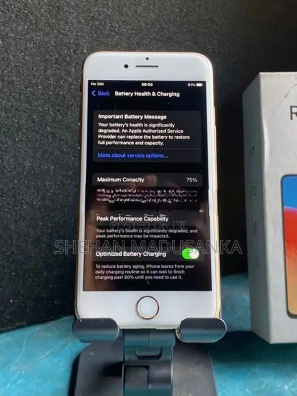 Apple iPhone 8 (Used)