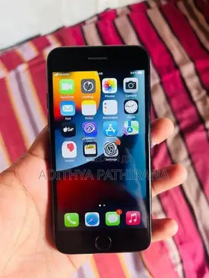 Apple iPhone 7 (Used)