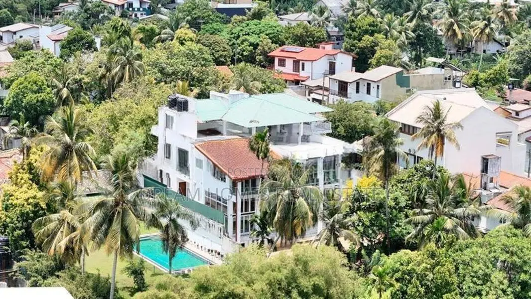 50 Perches Luxury Residence for Sale in Malabe