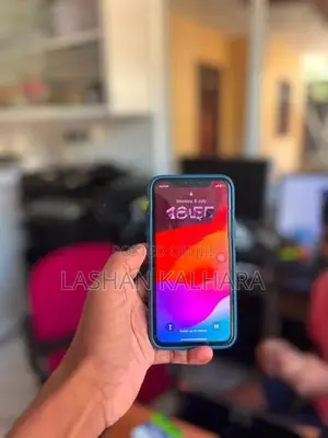 Apple iPhone X 64GB (Used)